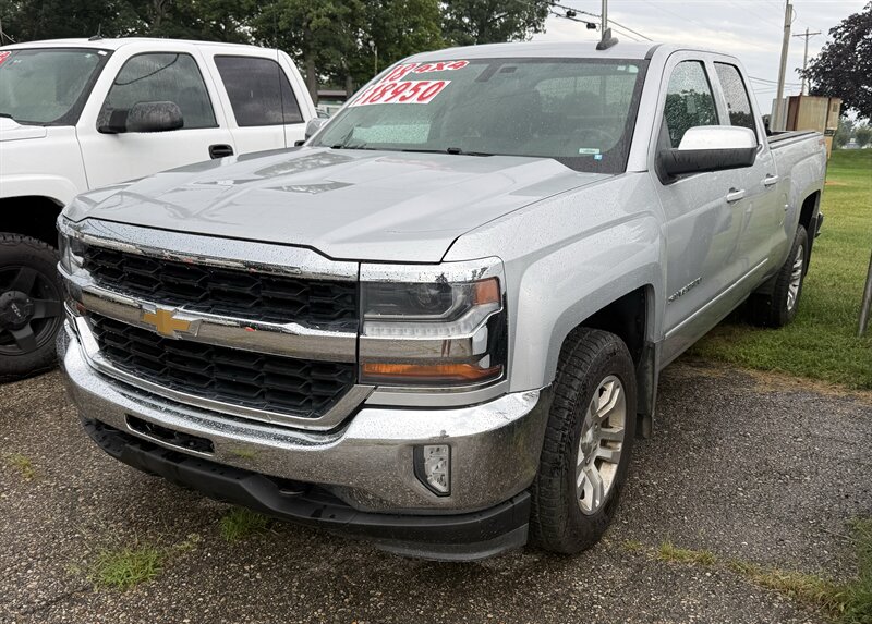 2018 Chevrolet Silverado 1500 LT - Photo 5 - Elkhart, IN 46514