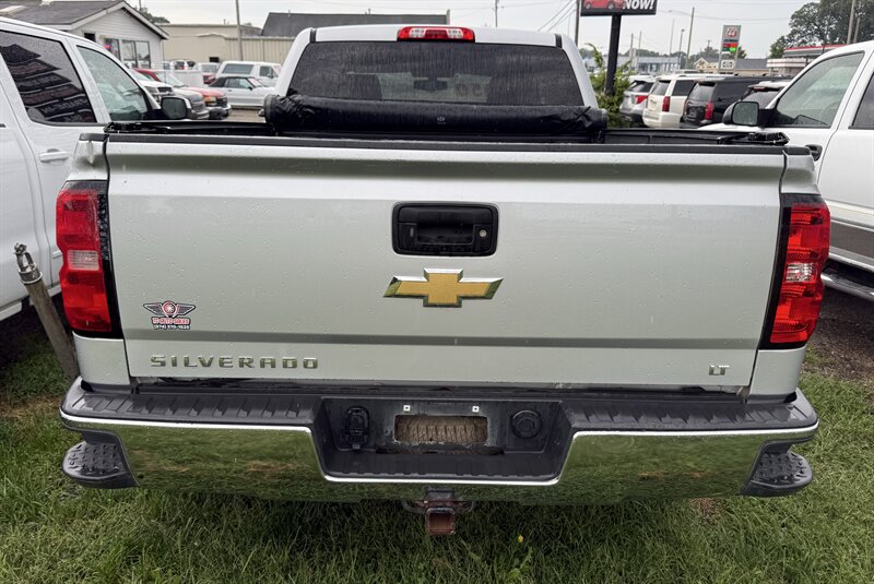 2018 Chevrolet Silverado 1500 LT - Photo 10 - Elkhart, IN 46514