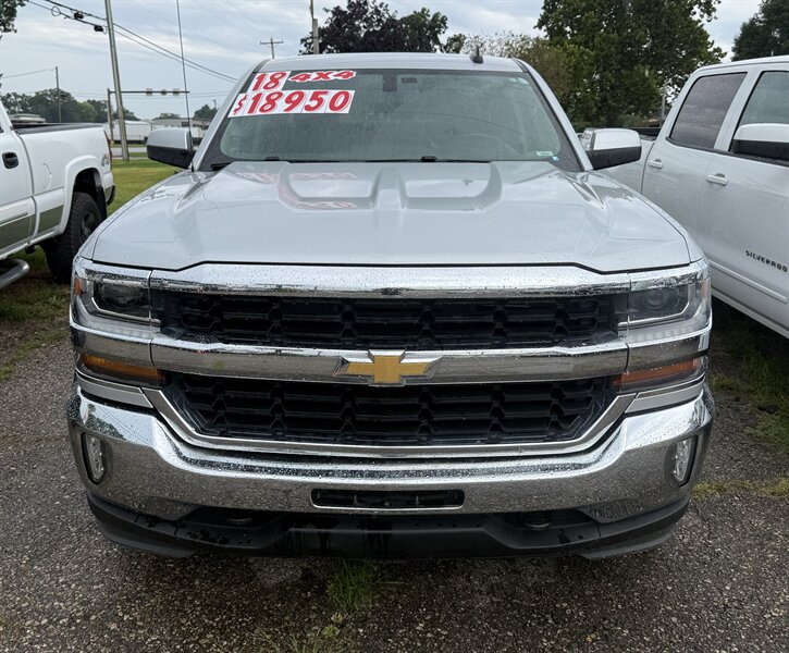 2018 Chevrolet Silverado 1500 LT - Photo 7 - Elkhart, IN 46514