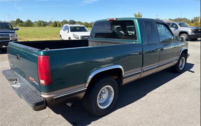 1997 GMC Sierra 1500 SLE   - Photo 2 - Elkhart, IN 46514