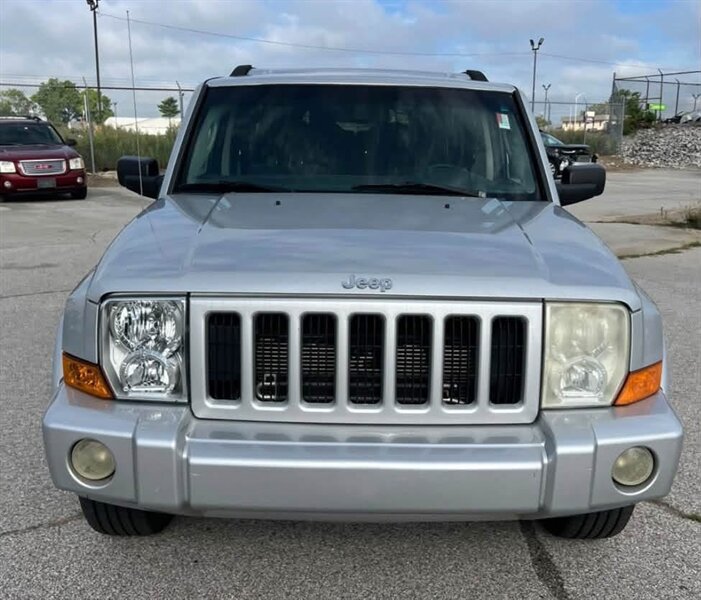 2006 Jeep Commander - Photo 1 - Elkhart, IN 46514