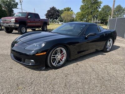 2005 Chevrolet Corvette   - Photo 1 - Elkhart, IN 46514