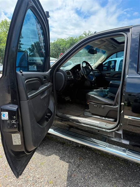 2011 GMC Sierra 2500 Denali - Photo 18 - Elkhart, IN 46514