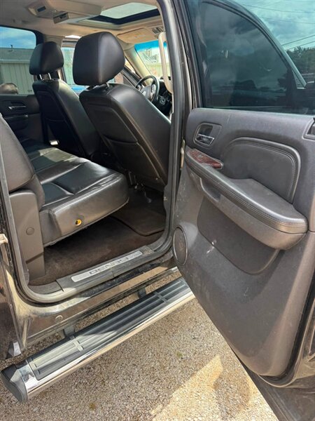 2011 GMC Sierra 2500 Denali - Photo 22 - Elkhart, IN 46514