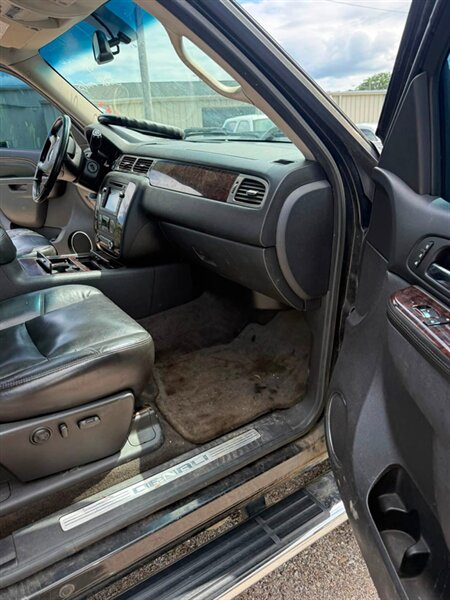 2011 GMC Sierra 2500 Denali - Photo 24 - Elkhart, IN 46514