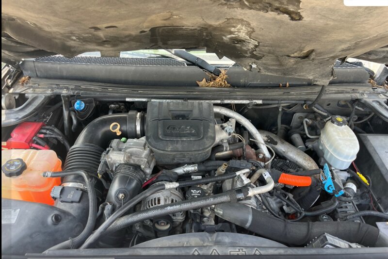 2011 GMC Sierra 2500 Denali - Photo 12 - Elkhart, IN 46514