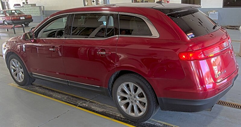2014 Lincoln MKT Ecoboost - Photo 3 - Elkhart, IN 46514