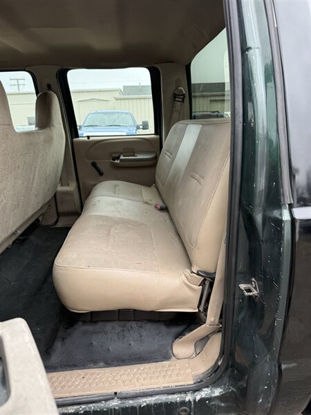 2002 Ford F-350 Super Duty XL - Photo 13 - Elkhart, IN 46514