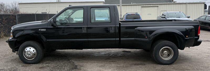 2002 Ford F-350 Super Duty XL - Photo 7 - Elkhart, IN 46514