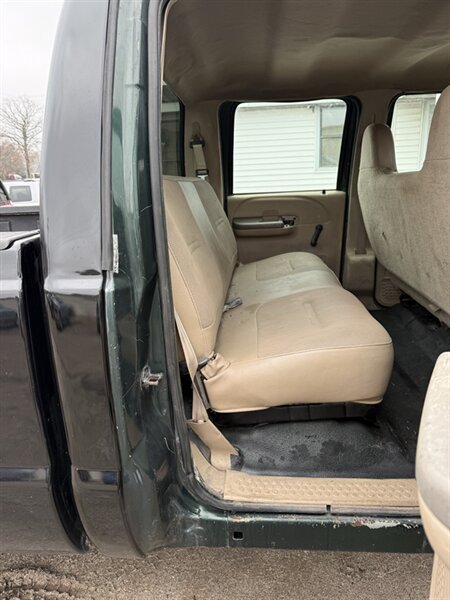 2002 Ford F-350 Super Duty XL - Photo 18 - Elkhart, IN 46514