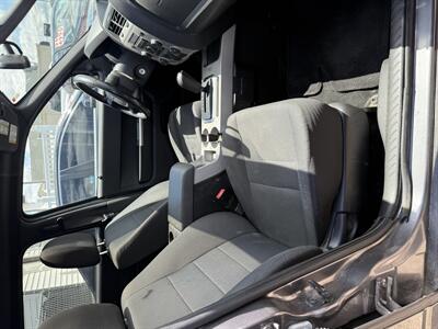 2011 Ford Escape XLT   - Photo 11 - Elkhart, IN 46514