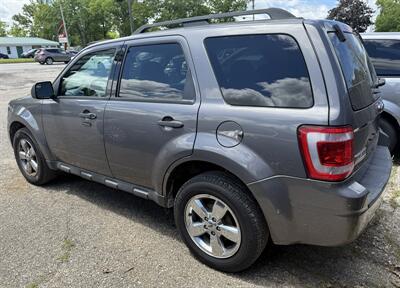2011 Ford Escape XLT   - Photo 5 - Elkhart, IN 46514