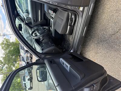 2011 Ford Escape XLT   - Photo 8 - Elkhart, IN 46514