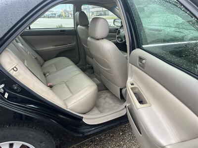 2004 Toyota Camry LE   - Photo 10 - Elkhart, IN 46514