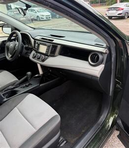 2013 Toyota RAV4 LE   - Photo 12 - Elkhart, IN 46514