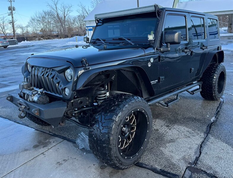 2016 Jeep Wrangler Unlimited Rubicon's photo