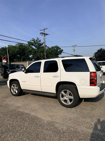 2013 Chevrolet Tahoe LT - Photo 14 - Elkhart, IN 46514
