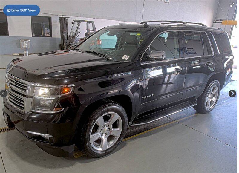 2015 Chevrolet Tahoe LTZ - Photo 17 - Elkhart, IN 46514