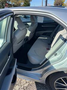 2023 Toyota Camry SE   - Photo 9 - Elkhart, IN 46514