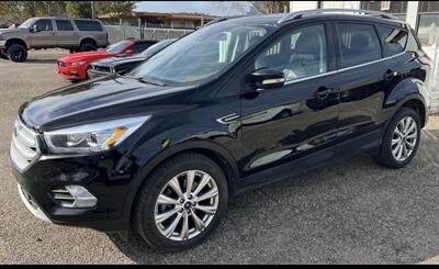 2017 Ford Escape Titanium   - Photo 1 - Elkhart, IN 46514