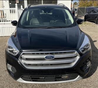 2017 Ford Escape Titanium   - Photo 6 - Elkhart, IN 46514