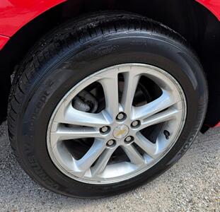 2017 Chevrolet Cruze LT Auto   - Photo 17 - Elkhart, IN 46514