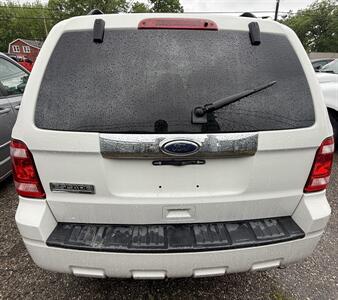 2010 Ford Escape Limited   - Photo 6 - Elkhart, IN 46514