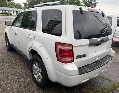 2010 Ford Escape Limited   - Photo 4 - Elkhart, IN 46514