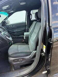 2013 Ford Explorer Police Interceptor Utility   - Photo 8 - Elkhart, IN 46514
