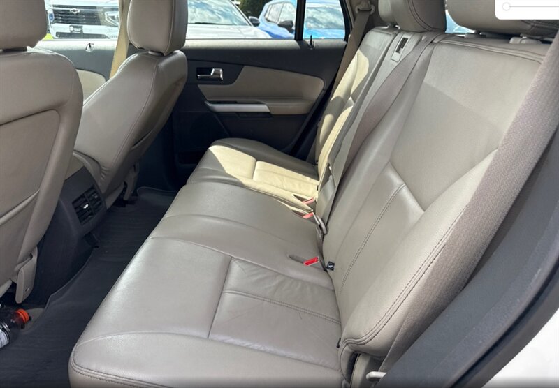 2013 Ford Edge SEL - Photo 10 - Elkhart, IN 46514