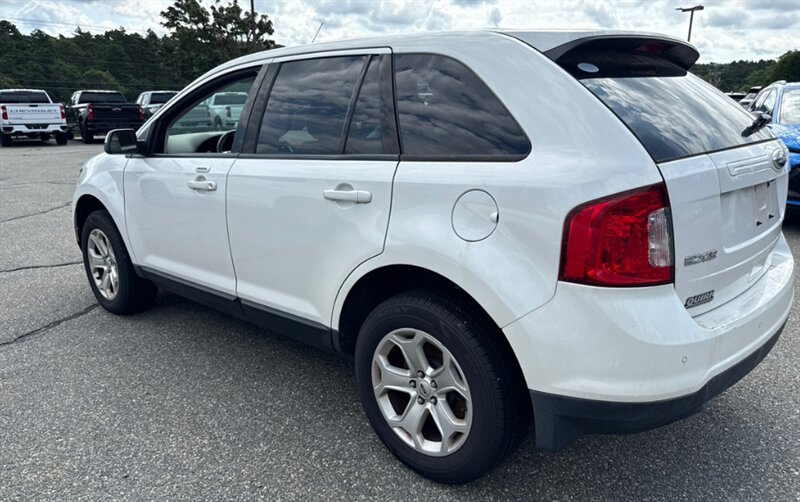 2013 Ford Edge SEL - Photo 6 - Elkhart, IN 46514