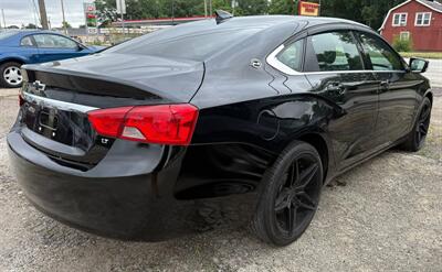 2019 Chevrolet Impala LT   - Photo 4 - Elkhart, IN 46514