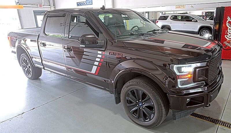 2019 Ford F-150 Lariat - Photo 1 - Elkhart, IN 46514