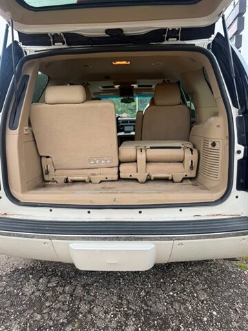2012 GMC Yukon Denali - Photo 18 - Elkhart, IN 46514