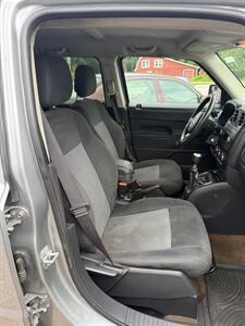 2016 Jeep Patriot Sport   - Photo 12 - Elkhart, IN 46514