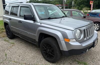 2016 Jeep Patriot Sport   - Photo 2 - Elkhart, IN 46514