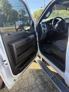 2015 Ford F-250 Super Duty Lariat   - Photo 8 - Elkhart, IN 46514