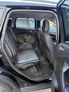 2018 Ford Escape SE   - Photo 12 - Elkhart, IN 46514