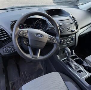 2018 Ford Escape SE   - Photo 7 - Elkhart, IN 46514