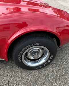 1976 Chevrolet Corvette Stingray   - Photo 16 - Elkhart, IN 46514