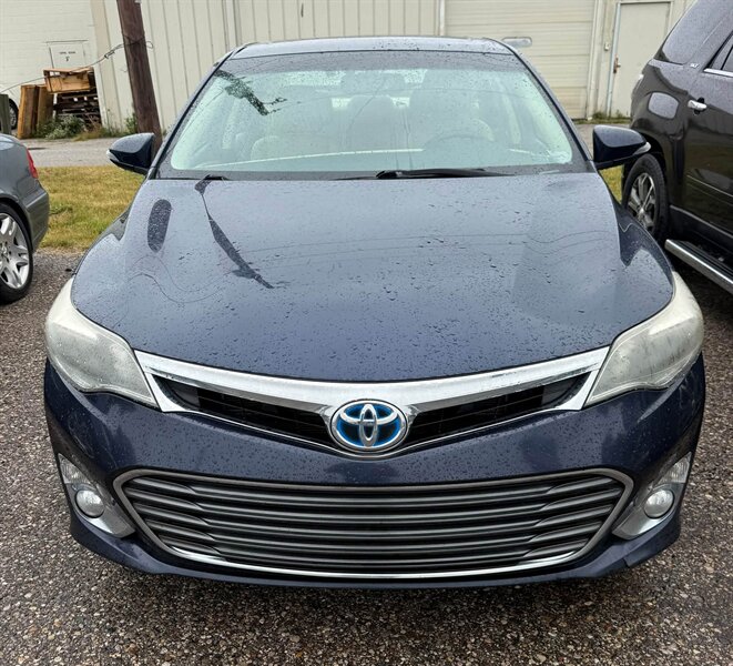 2014 Toyota Avalon XLE Premium - Photo 3 - Elkhart, IN 46514