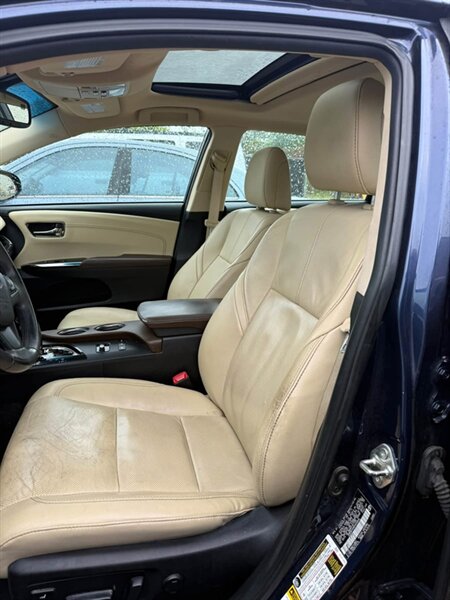 2014 Toyota Avalon XLE Premium - Photo 7 - Elkhart, IN 46514