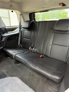 2017 Chevrolet Tahoe Premier   - Photo 11 - Elkhart, IN 46514