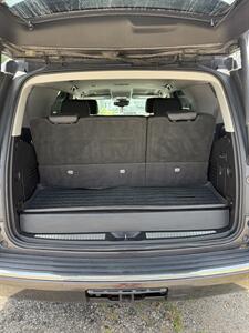2017 Chevrolet Tahoe Premier   - Photo 17 - Elkhart, IN 46514