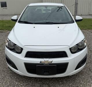 2015 Chevrolet Sonic LT Auto   - Photo 3 - Elkhart, IN 46514