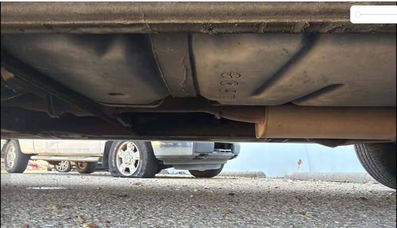 2008 GMC Yukon XL Denali - Photo 7 - Elkhart, IN 46514