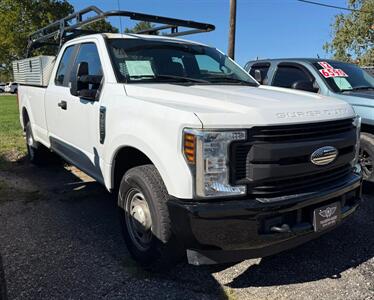 2019 Ford F-250 Super Duty XL   - Photo 1 - Elkhart, IN 46514