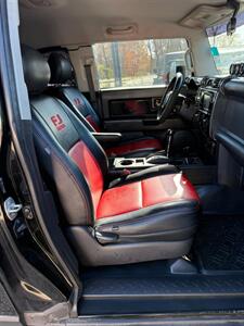 2007 Toyota FJ Cruiser 4dr SUV   - Photo 27 - Elkhart, IN 46514