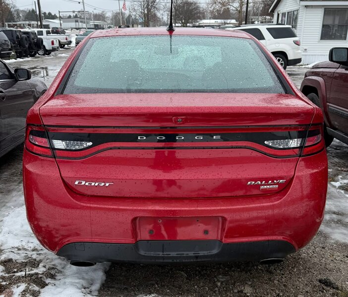 2013 Dodge Dart Rallye - Photo 6 - Elkhart, IN 46514