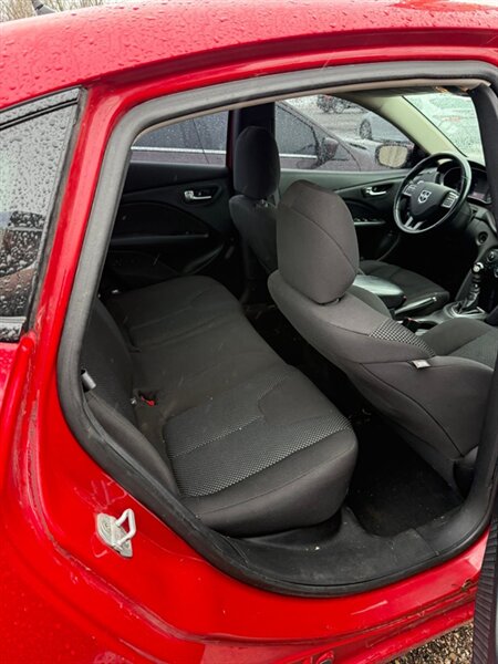 2013 Dodge Dart Rallye - Photo 11 - Elkhart, IN 46514